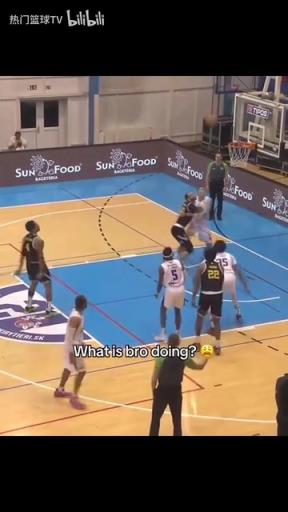 一分變兩分！這哥們得感謝5號為他成就了名場面！